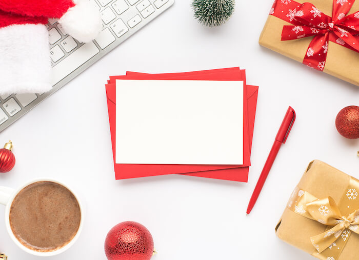 10 Ready-to-Use Holiday Emails to Customers (& Free Templates!)